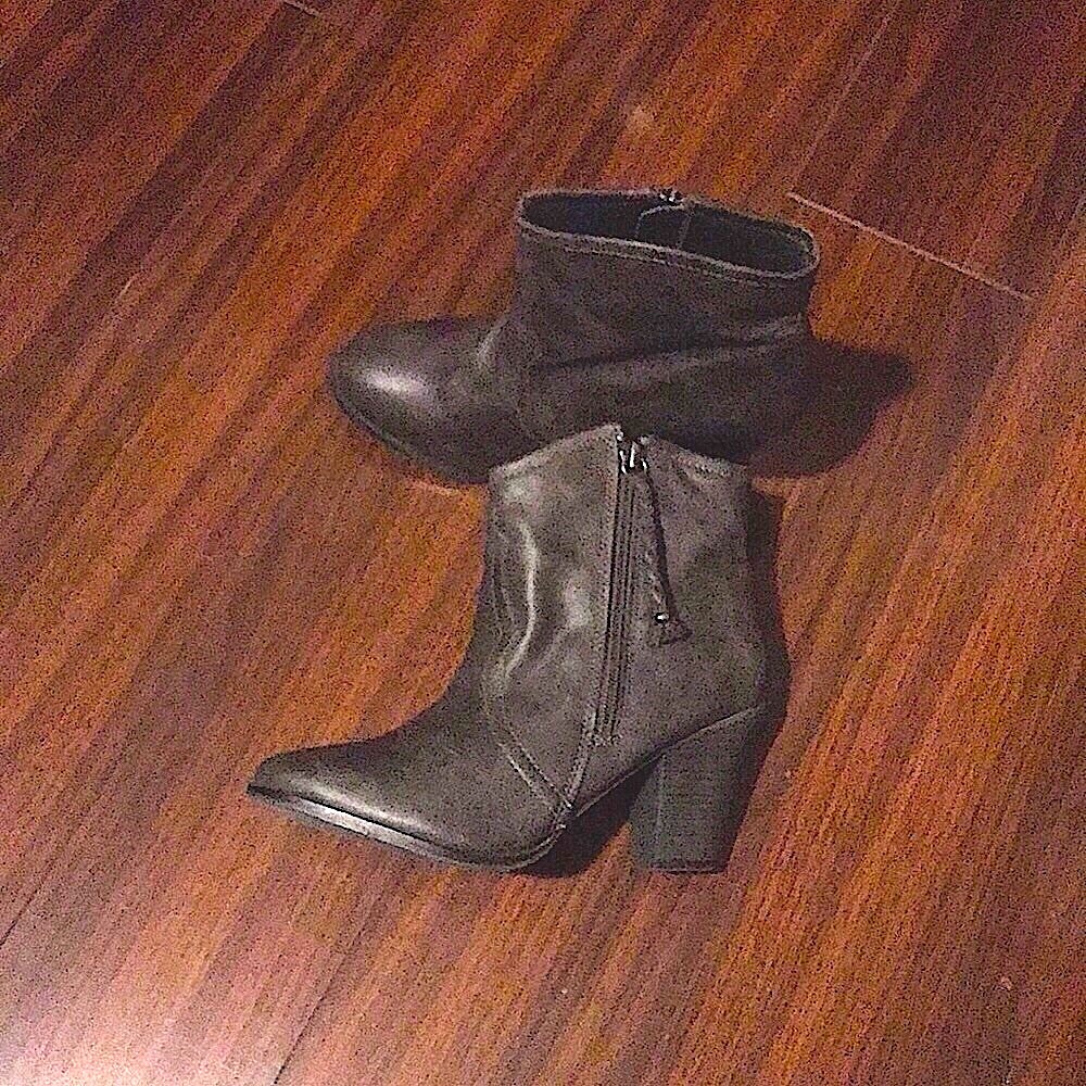 AMERICAN RAG Cie Ankle Boots - Picture 2 of 10